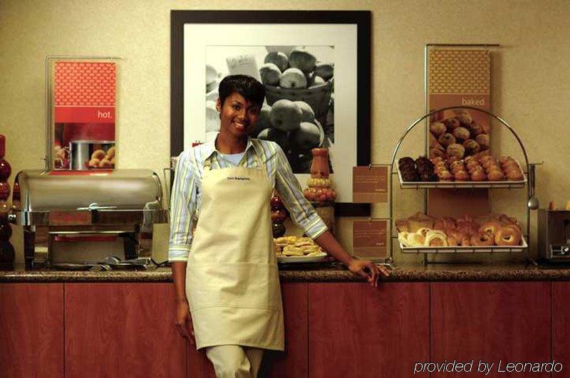 Hampton Inn & Suites Red Deer Penhold Restaurante foto